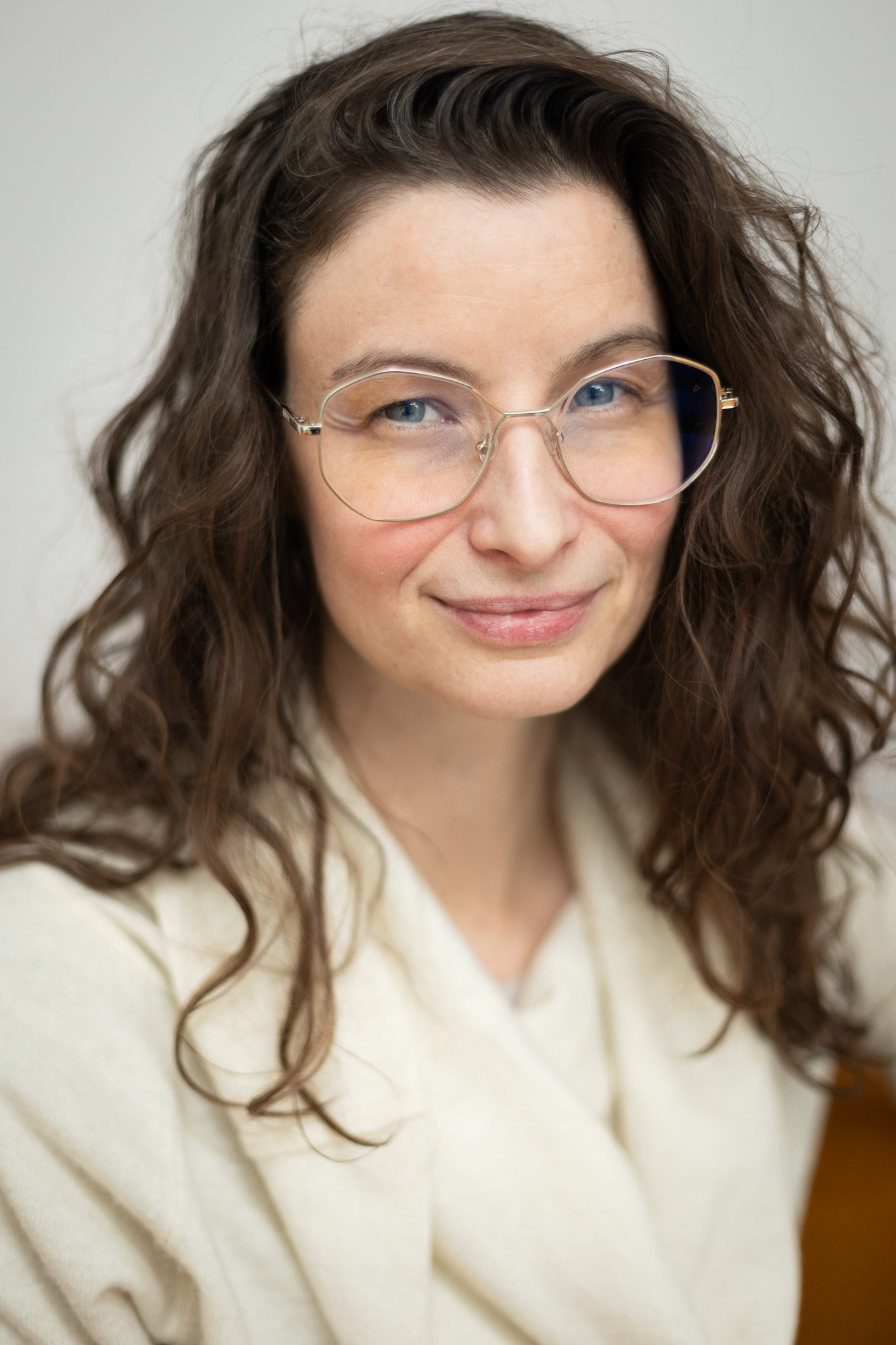 Weinberger Eszter, Alapító